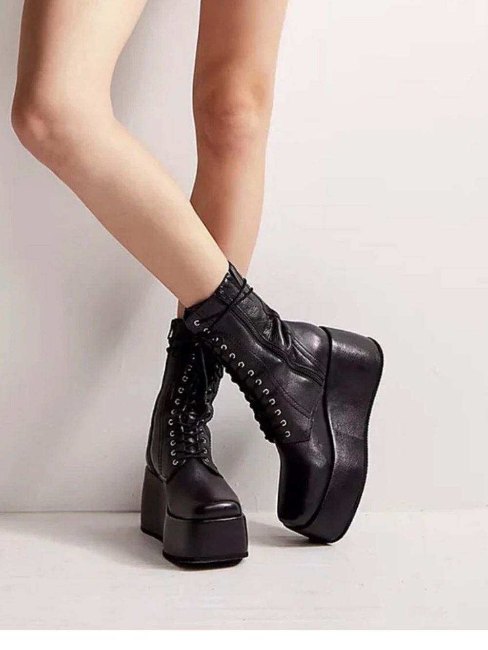 Free People  Arlyn Platform Lace up Leather Boots Black Sz 8.5